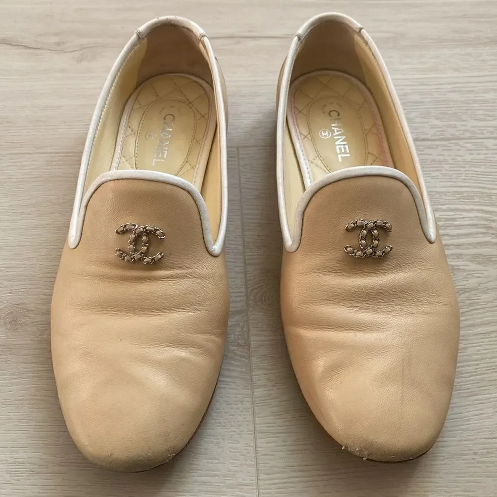 Chanel 2016 Beige/White Leather CC Smoking Loafers size 37.5